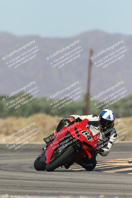 media/Oct-13-2025-Moto Forza (Mon) [[a66d839500]]/2-A Group/Session 3 (Turn 16)/